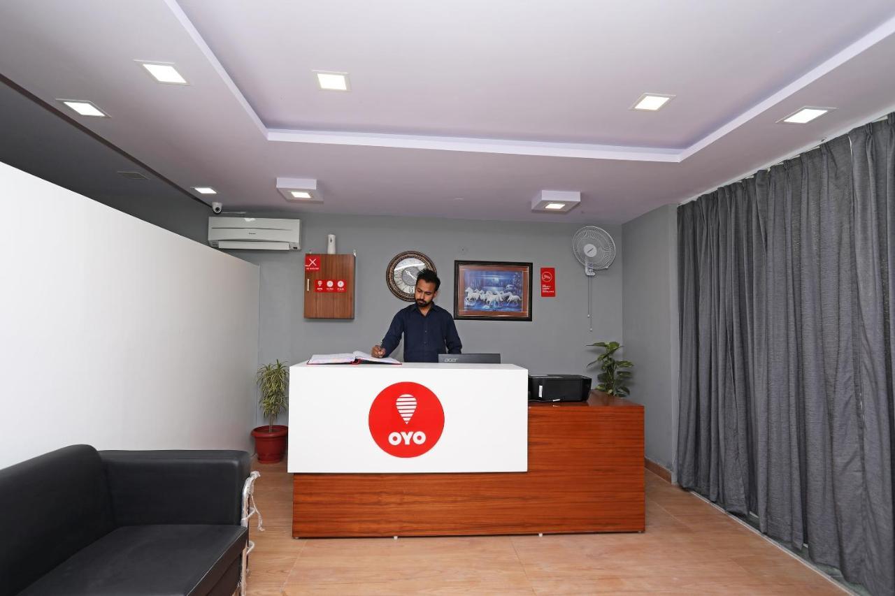 Capital O Aashiyana Paradise Near Omaxe Gurgaon Mall Otel Dış mekan fotoğraf